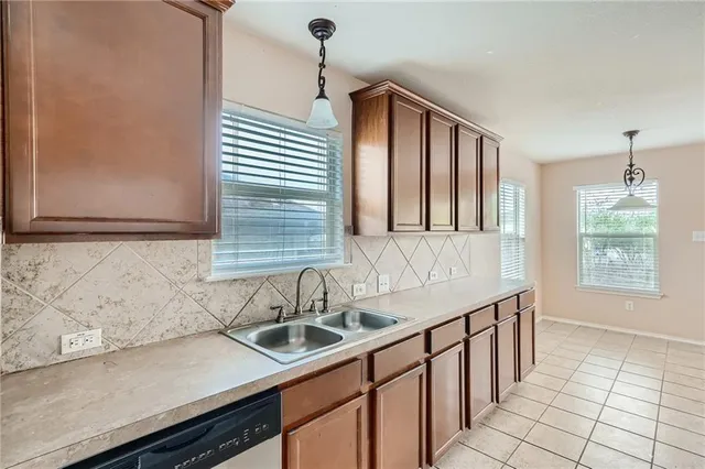 $1,890 | 160 Wildfire Cove, Buda, TX 78610