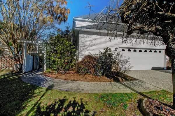 $799,999 | 1104 Quenby Lane, Moncks Corner, SC 29461