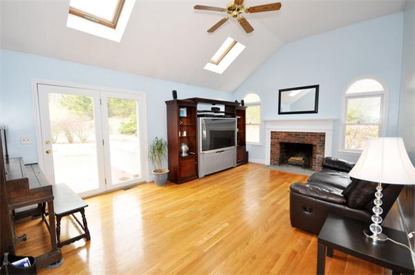 34 Patch Hill Road Boxborough, MA 01719 - Photo 11 of 19