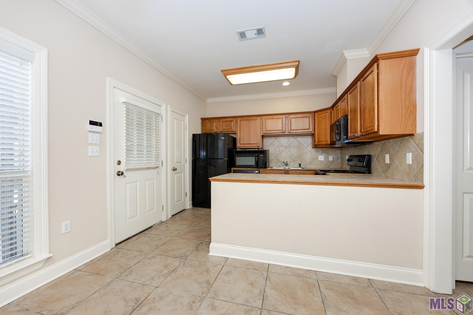 3328 Lake Street, Unit C Baton Rouge, LA 70802 - Photo 5 of 20