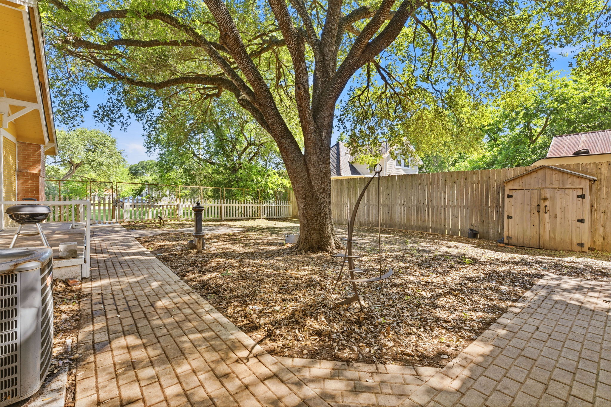 1232 Spruce Lockhart, TX 78644 - Photo 35 of 39