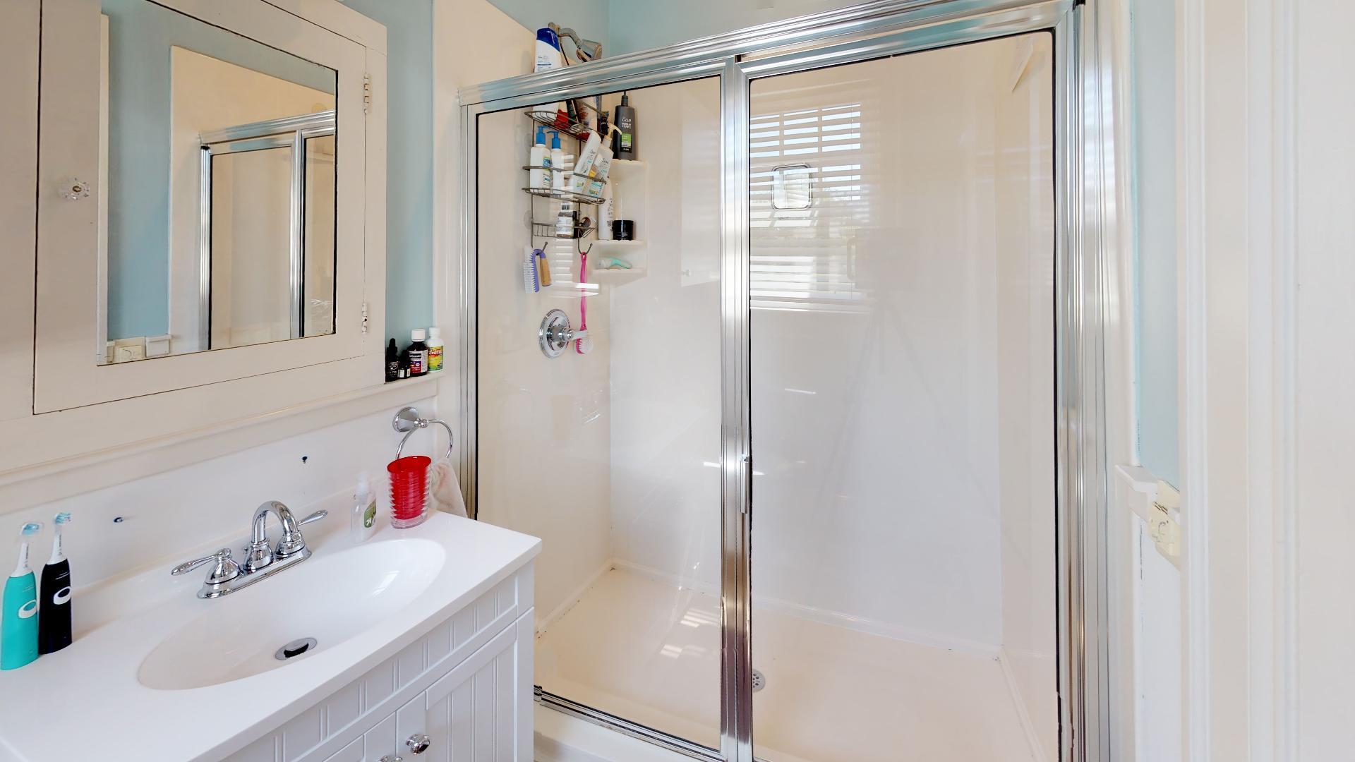 623 Spring Street Northwest Cleveland, TN 37311 - Photo 14 of 24 623-Spring-St-NW-Bathroom(1)