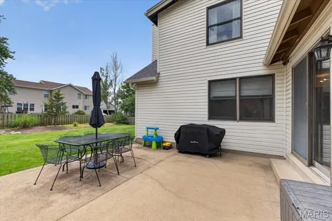 $539,900 | 1428 Cedar Bluff Drive, Ballwin, MO 63021