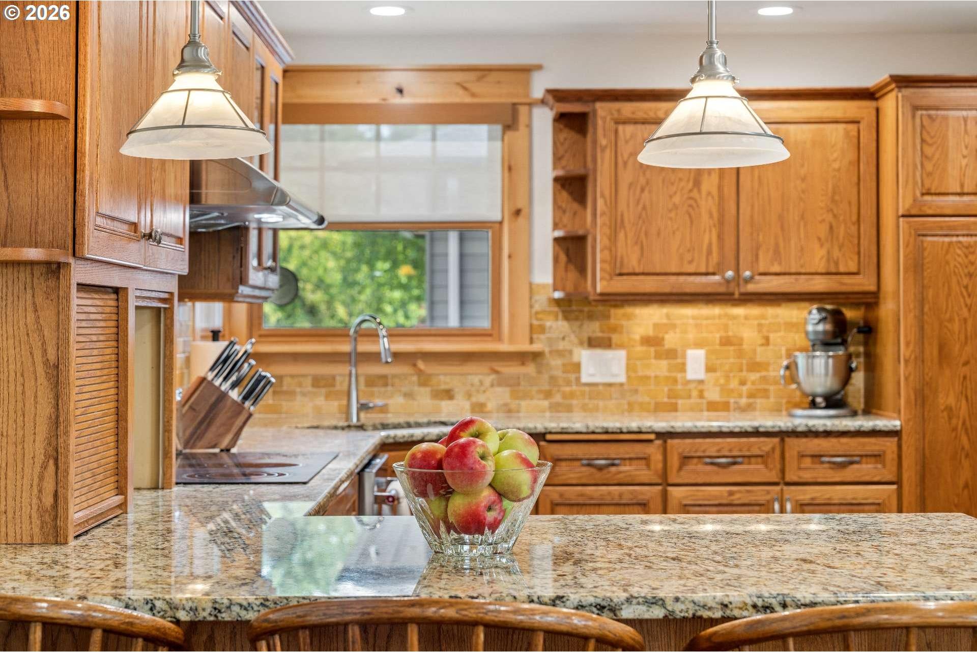 14660 Northwest Pioneer Road Beaverton, OR 97006 - Photo 5 of 34 Gallery Image 5
