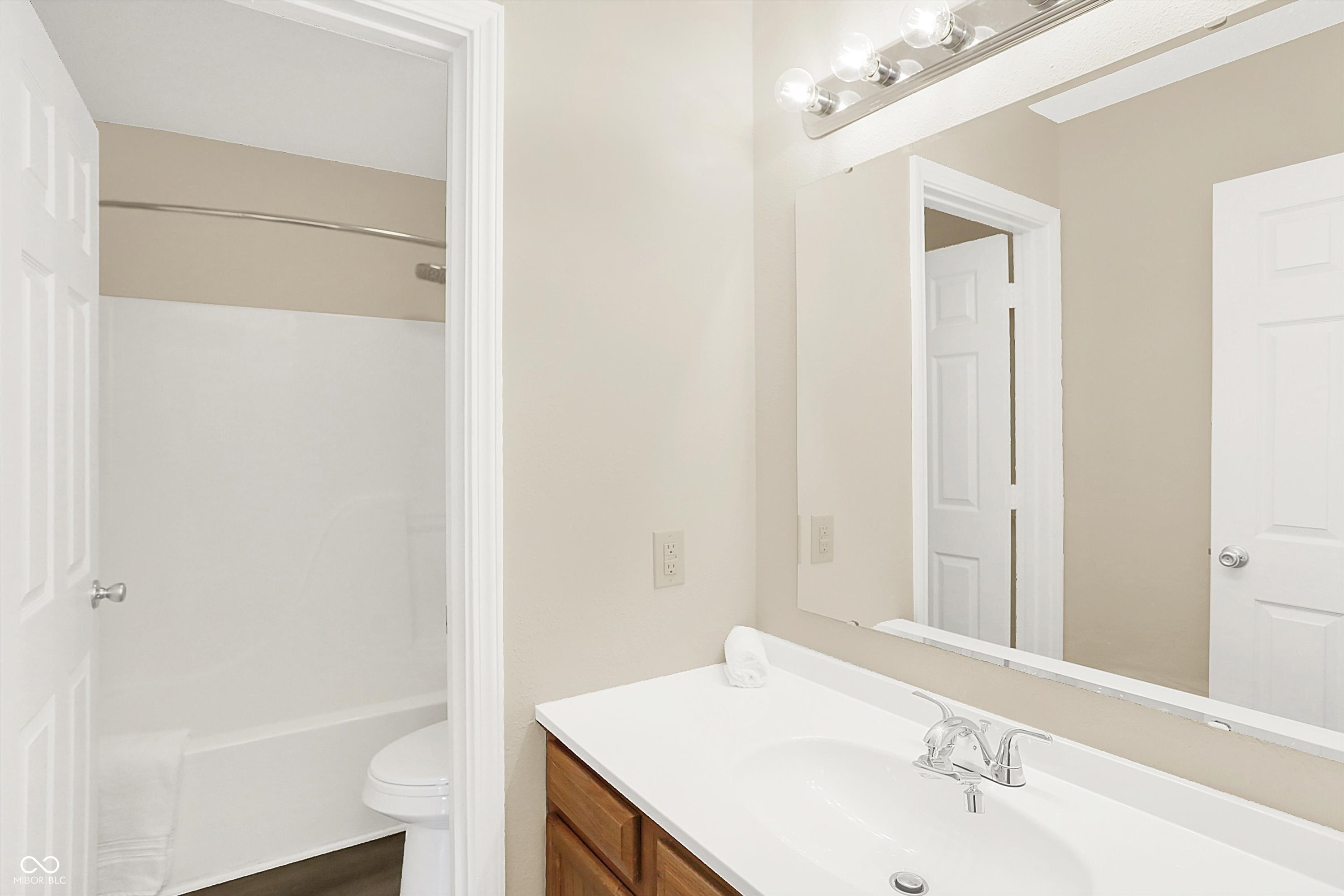 5309 Manning Road Indianapolis, IN 46228 - Photo 23 of 24 Gallery Image 23