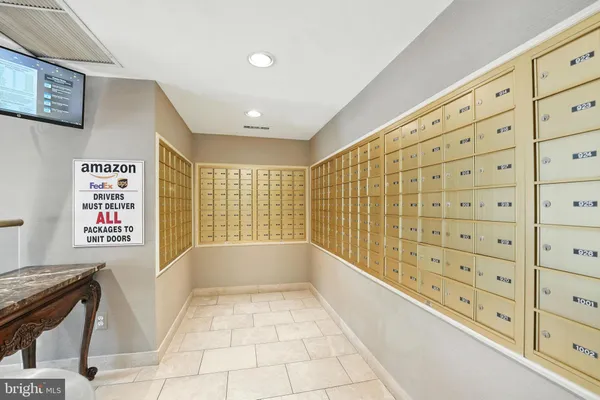 $650,000 | 8370 Greensboro Drive, Unit 614, McLean, VA 22102