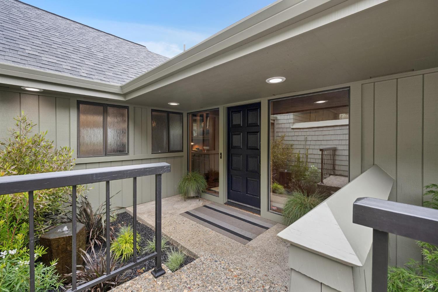 401 Oak Brook Place Santa Rosa, CA 95409 - Photo 16 of 68