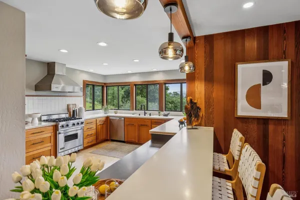 $1,348,000 | 401 Oak Brook Place, Santa Rosa, CA 95409