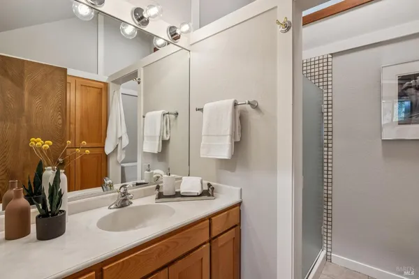 $1,348,000 | 401 Oak Brook Place, Santa Rosa, CA 95409