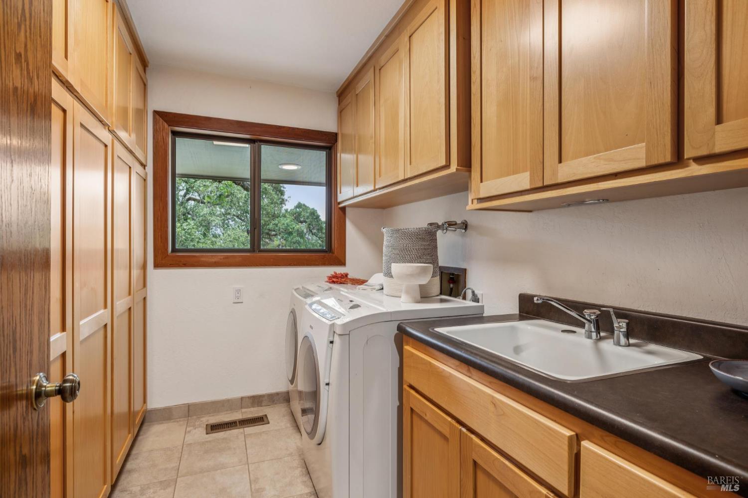 401 Oak Brook Place Santa Rosa, CA 95409 - Photo 55 of 68