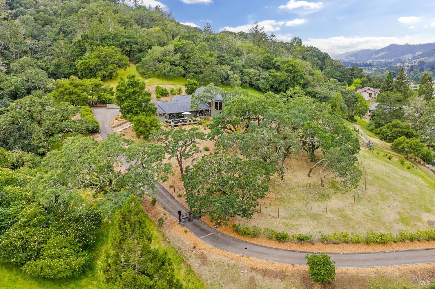 401 Oak Brook Place Santa Rosa, CA 95409 - Photo 7 of 68