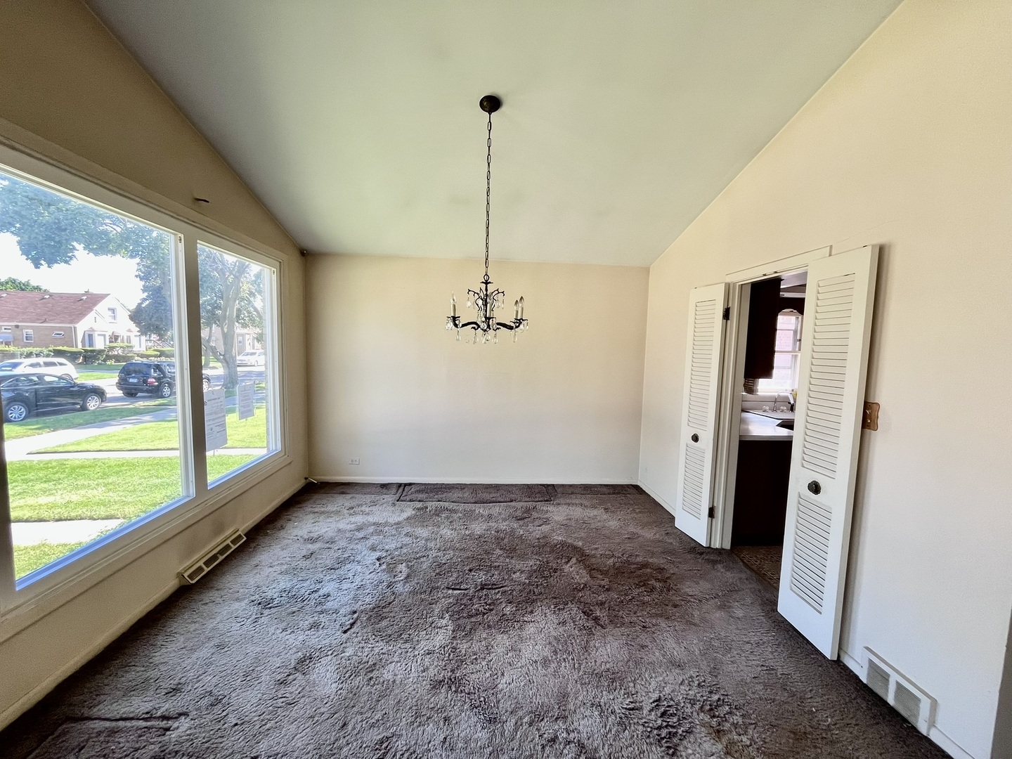 4939 Fargo Avenue Skokie, IL 60077 - Photo 6 of 20 a view of a room with window