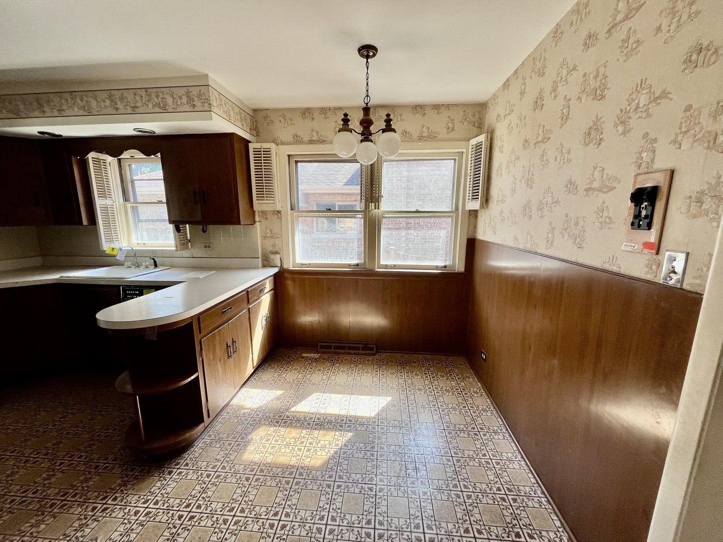 4939 Fargo Avenue Skokie, IL 60077 - Photo 9 of 20 a bathroom with a sink and a mirror