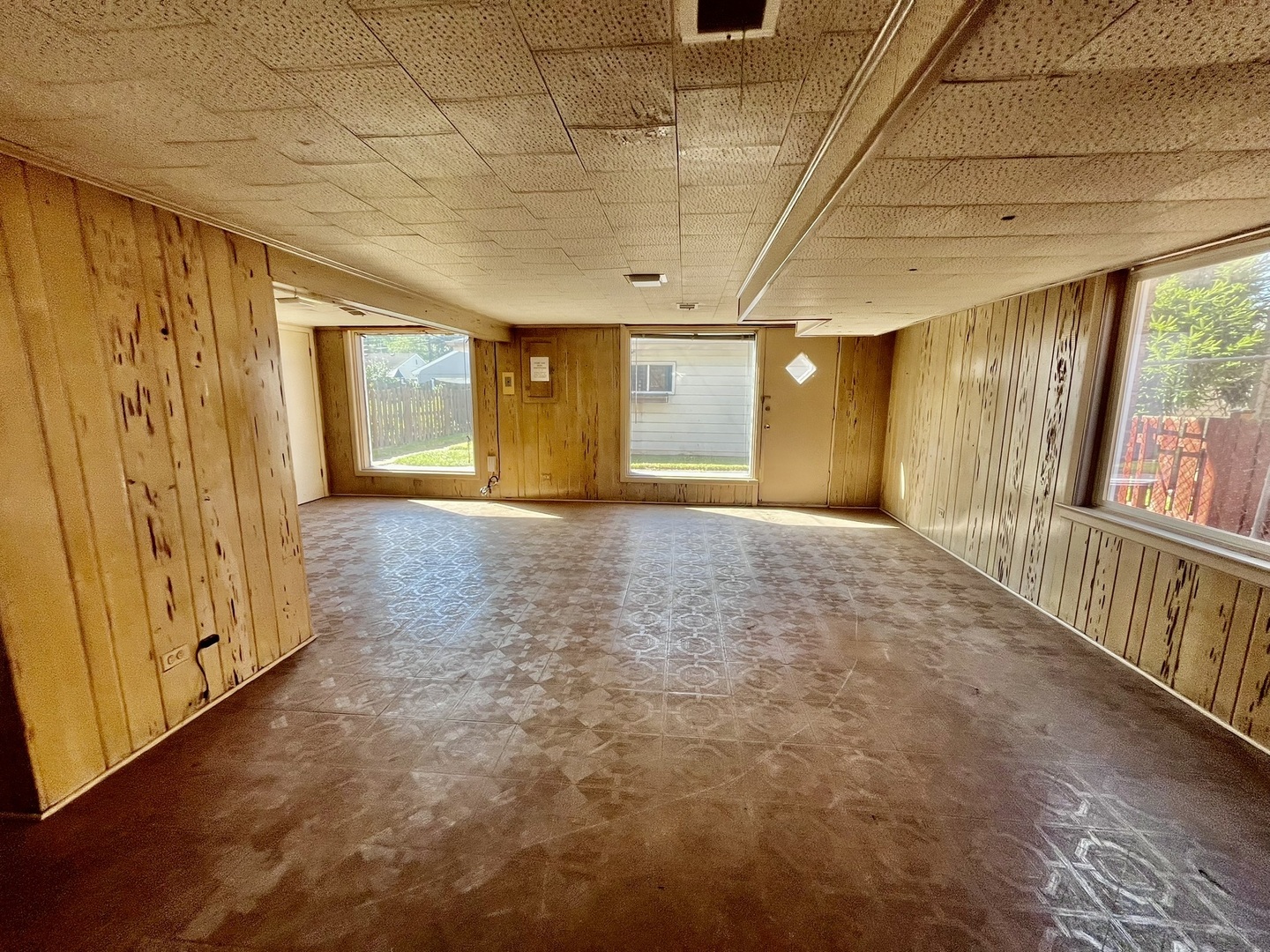 4939 Fargo Avenue Skokie, IL 60077 - Photo 10 of 20 a view of hallway with stairs