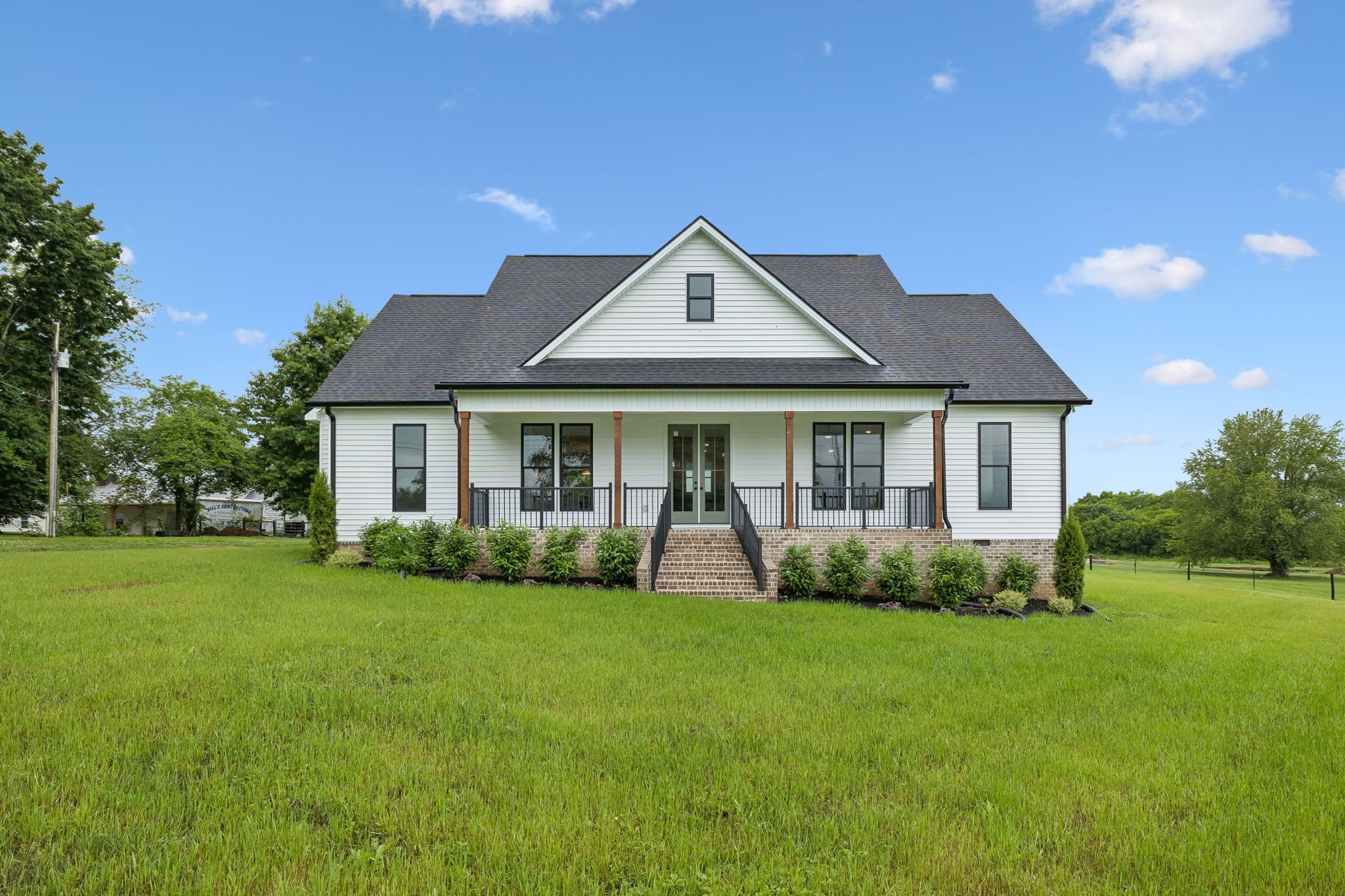 777 Rock Springs Road Castalian Springs, TN 37031 - Photo 2 of 52
