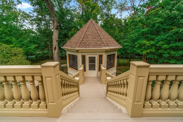 $1,385,000 | 53 Abbeyfeale Drive, Oswego, IL 60543