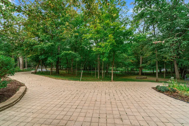 $1,385,000 | 53 Abbeyfeale Drive, Oswego, IL 60543