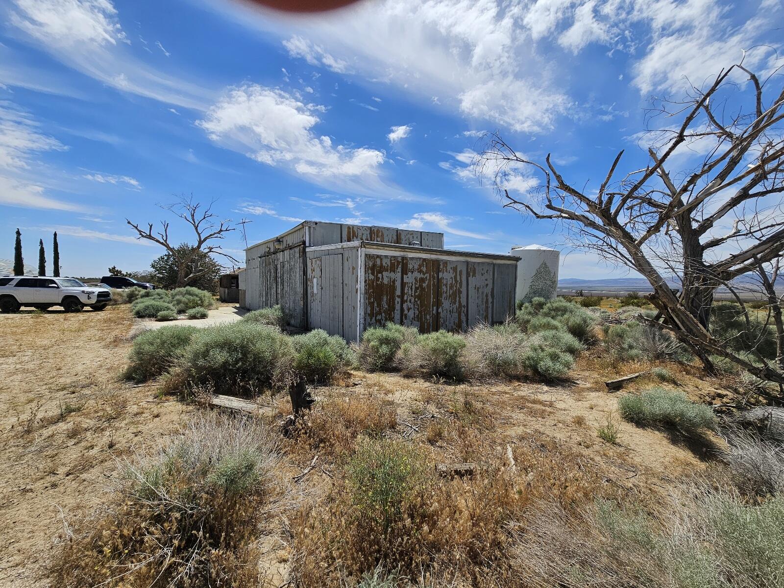 Gaskell Road Rosamond, CA 93560 - Photo 23 of 50 a view of a garden