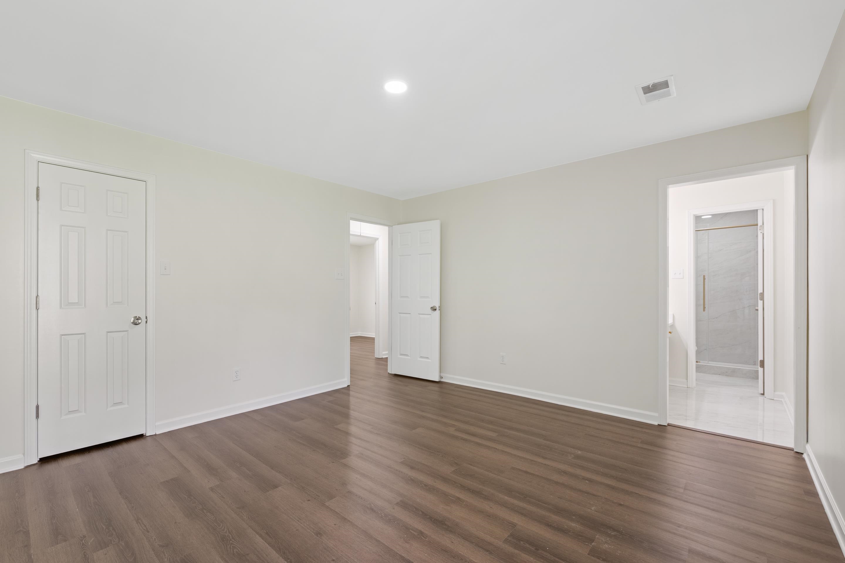 6400 Saginaw Road Memphis, TN 38134 - Photo 12 of 27 Another view of the primary bedroom.