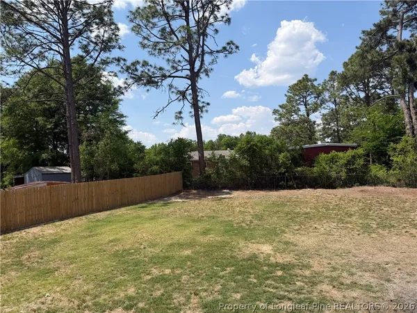 $1,800 | 1837 Gumberry Court, Hope Mills, NC 28348