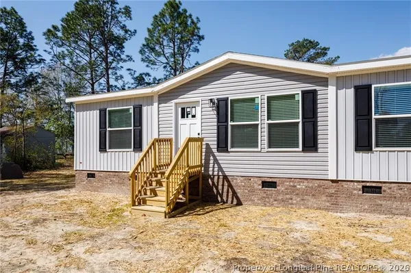 $1,800 | 1837 Gumberry Court, Hope Mills, NC 28348