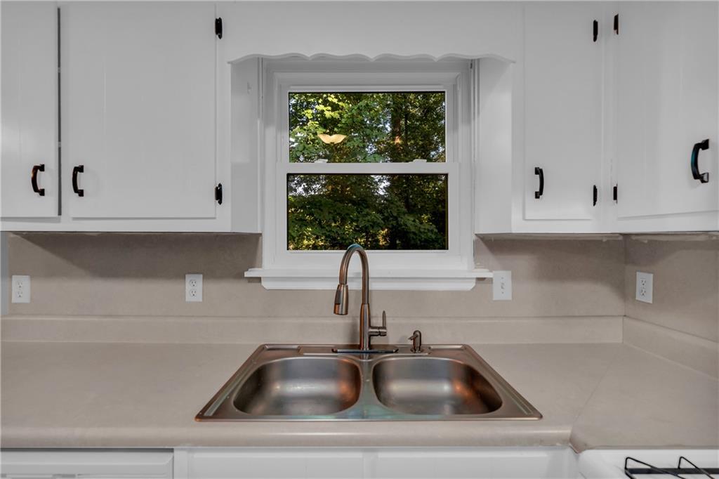 4907 Habersham Ridge Southwest Lilburn, GA 30047 - Photo 22 of 76