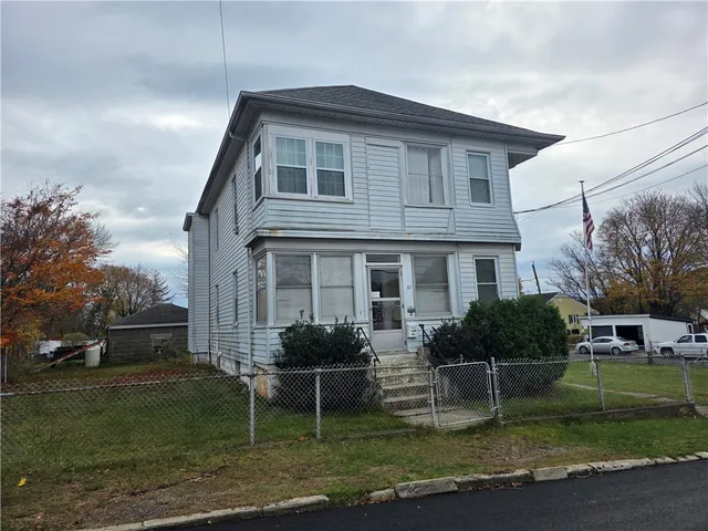 $469,000 | 87 Lyman Avenue, North Providence, RI 02911