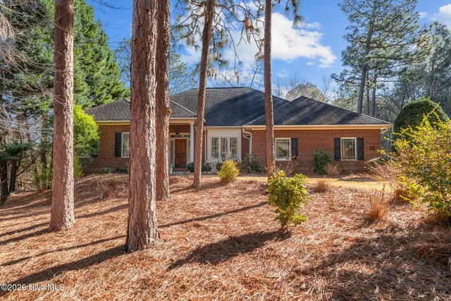 $662,000 | 106 Clay Circle, West End, NC 27376