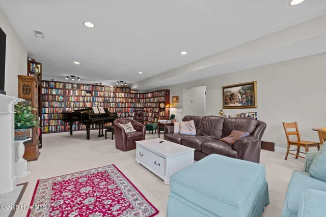 $662,000 | 106 Clay Circle, West End, NC 27376