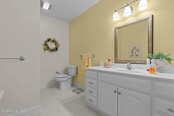 $662,000 | 106 Clay Circle, West End, NC 27376