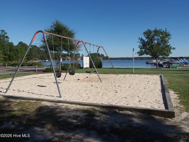 $662,000 | 106 Clay Circle, West End, NC 27376