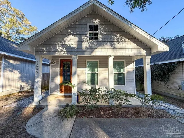 $2,100 | 1006 North D Street, Pensacola, FL 32501