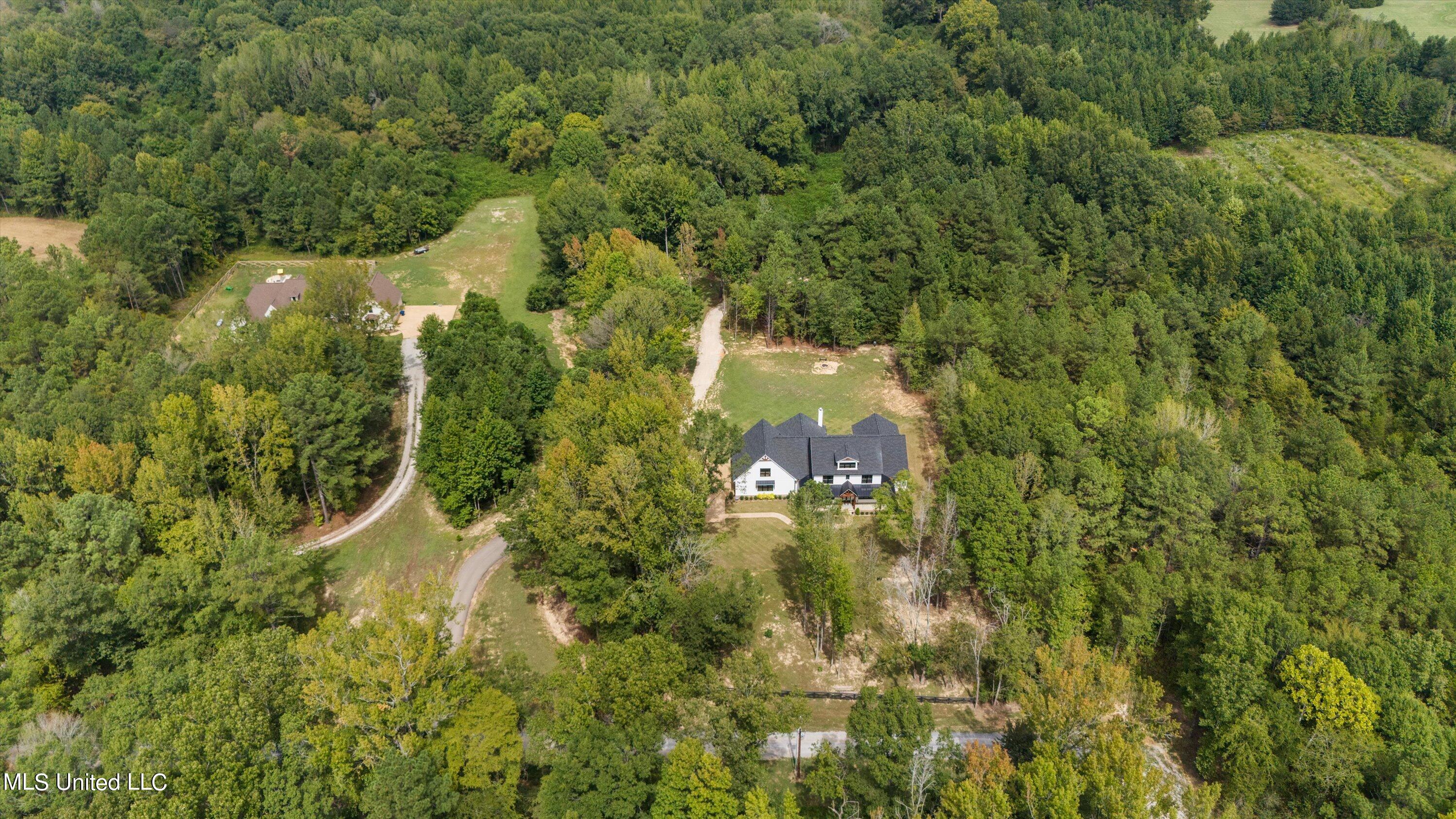 6980 Vaiden Road Hernando, MS 38632 - Photo 58 of 67 59-DJI_20240911124539_0068_D