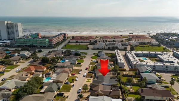 $319,000 | 3415 80th Street, Galveston, TX 77551