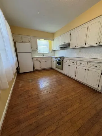 $1,600 | 1901 Northeast 29th Street, Unit 4, Lighthouse Point, FL 33064