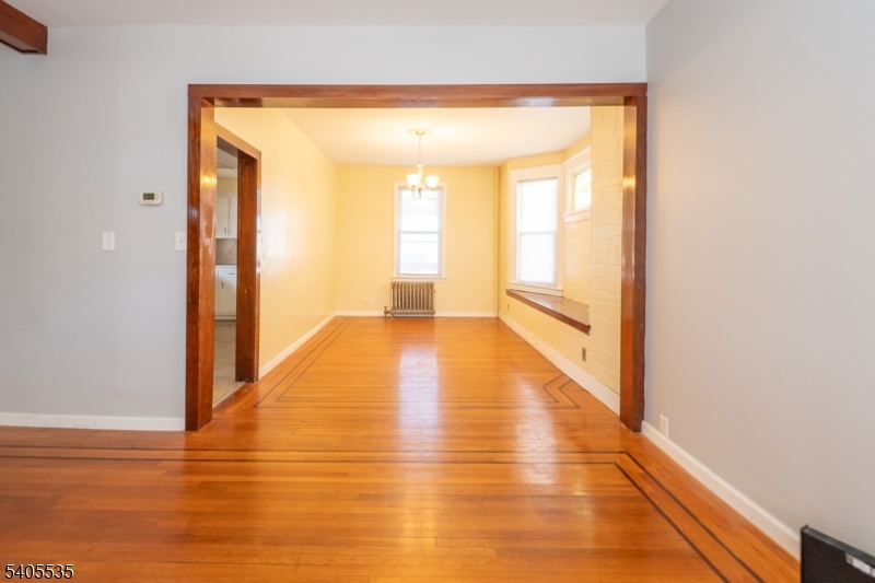 113 East Curtis Street Linden, NJ 07036 - Photo 6 of 40