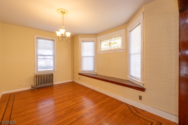 113 East Curtis Street Linden, NJ 07036 - Photo 8 of 40