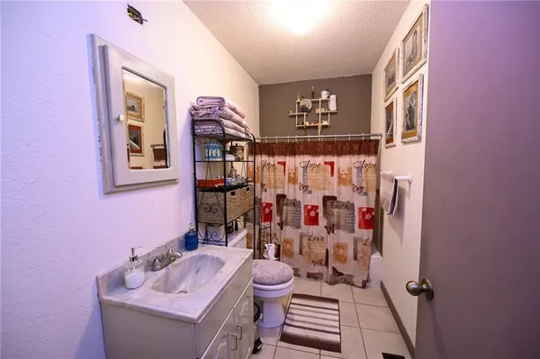 $990,000 | 610 South Hwy EE, El Dorado Springs, MO 64744