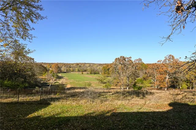 $1,085,000 | 610 South Hwy EE, El Dorado Springs, MO 64744