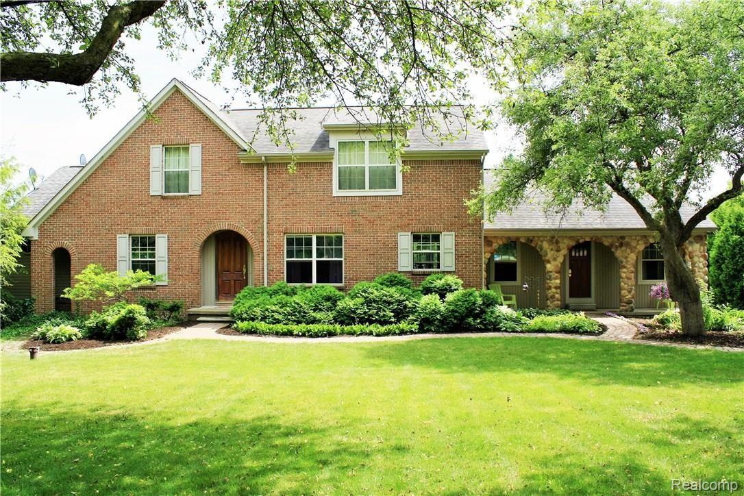 7960 Perry Lake Road Clarkston, MI 48348 - Photo 60 of 60 front perry 2.jpg