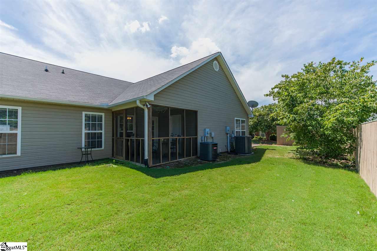 103 Rashford Way Simpsonville, SC 29681 - Photo 2 of 10 Gallery Image 2