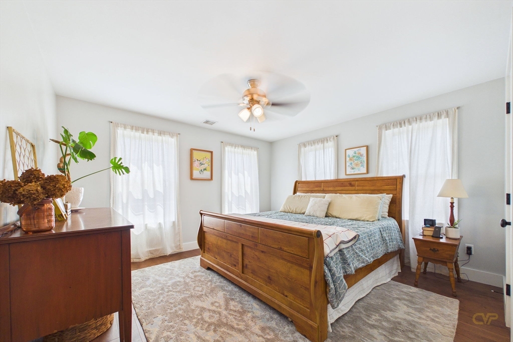 351 County Road Rochester, MA 02576 - Photo 16 of 37