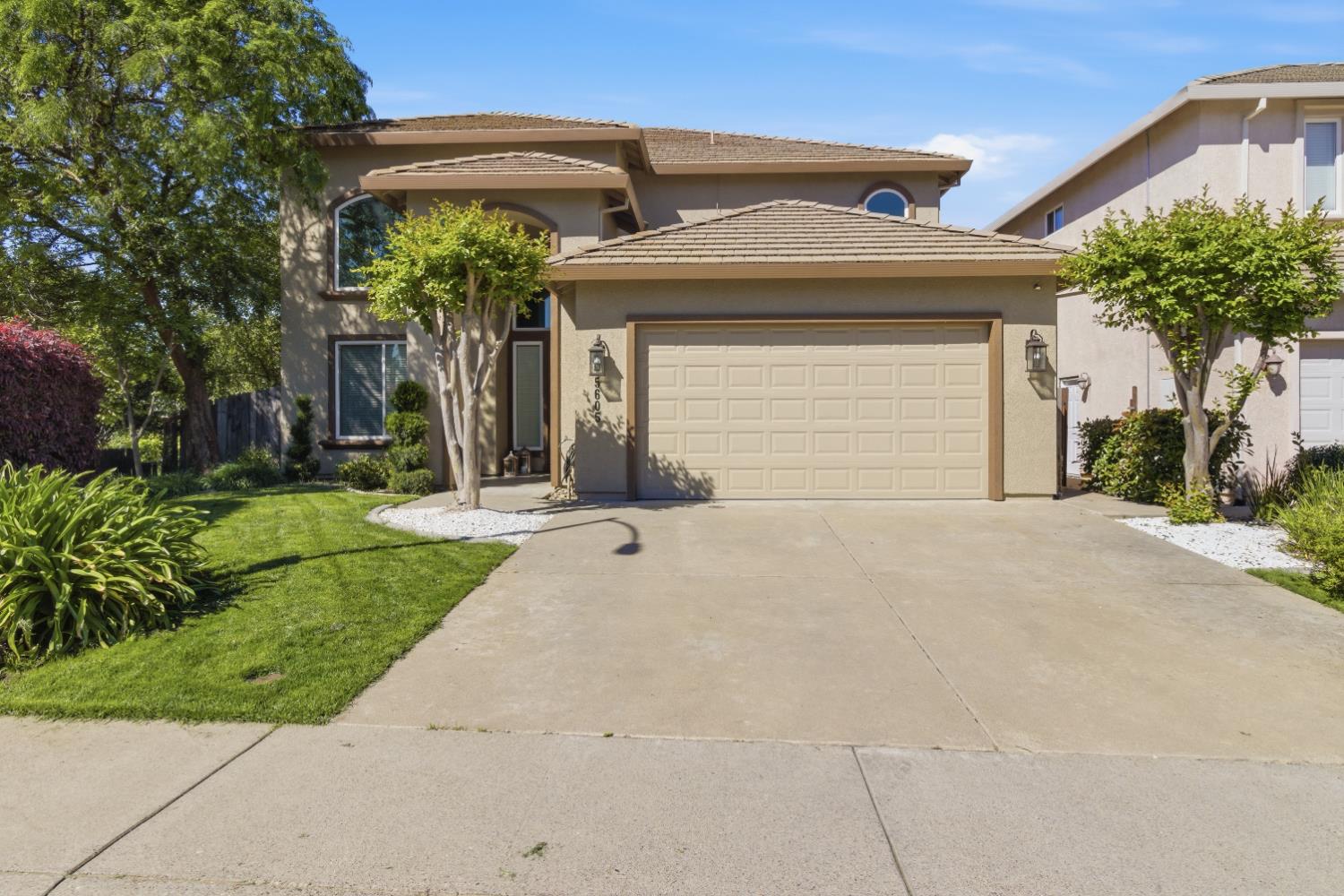 5605 Ritz Way Fair Oaks, CA 95628 - Photo 1 of 44