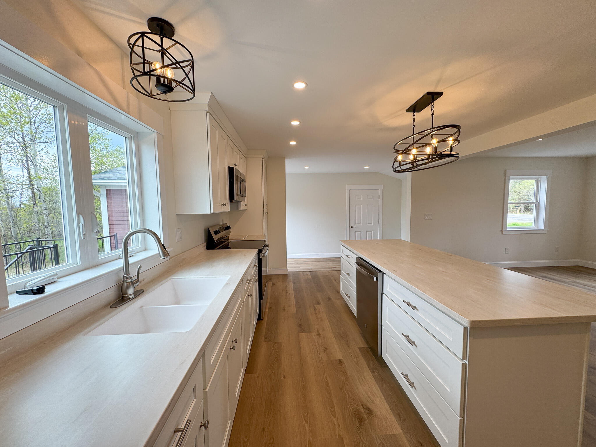 489 Enfield Road Lincoln, ME 04457 - Photo 10 of 37 9