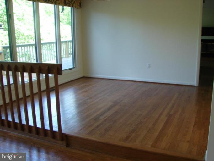 7405 Leeds Manor Road Marshall, VA 20115 - Photo 3 of 7 Sitting Room