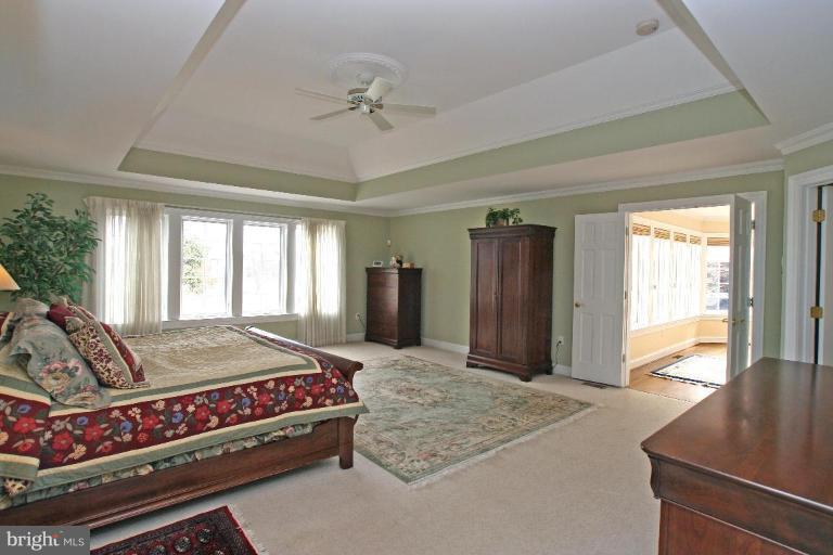 5329 Brooks Woods Road Lothian, MD 20711 - Photo 11 of 30 22 x 19 Master Bedroom w/luxurios super bath