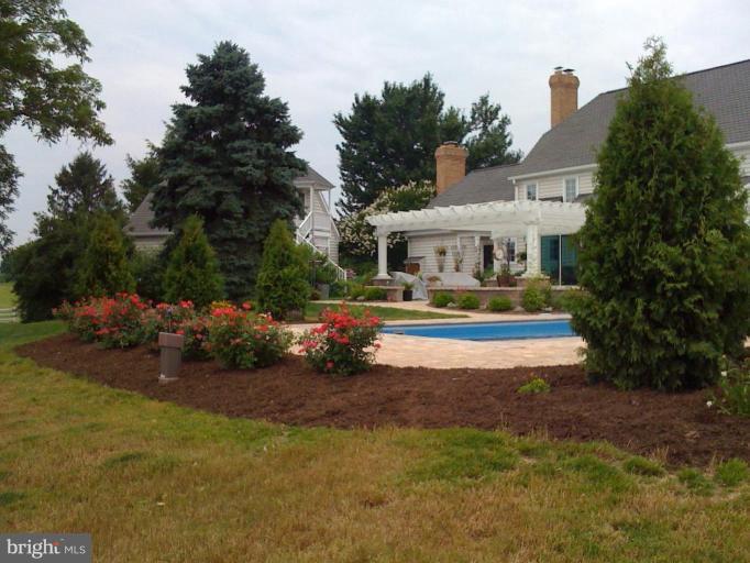 5329 Brooks Woods Road Lothian, MD 20711 - Photo 23 of 30 Handsome, private retreat at home