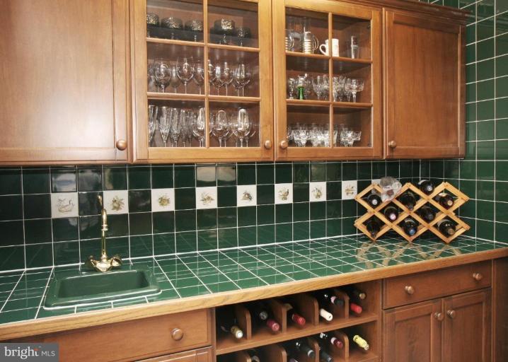 5329 Brooks Woods Road Lothian, MD 20711 - Photo 29 of 30 Wet Bar in the Family Room
