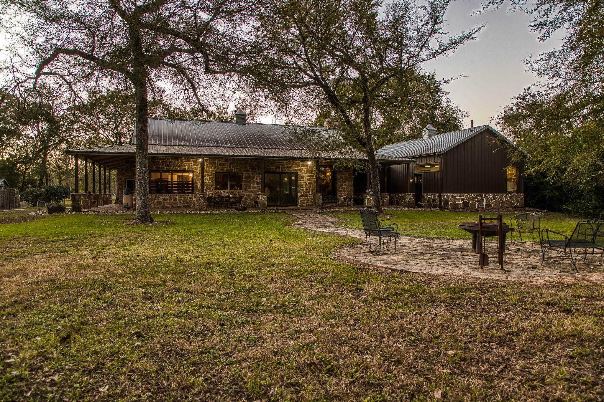 39761 Mesquite Hempstead, TX 77445 - Photo 17 of 46