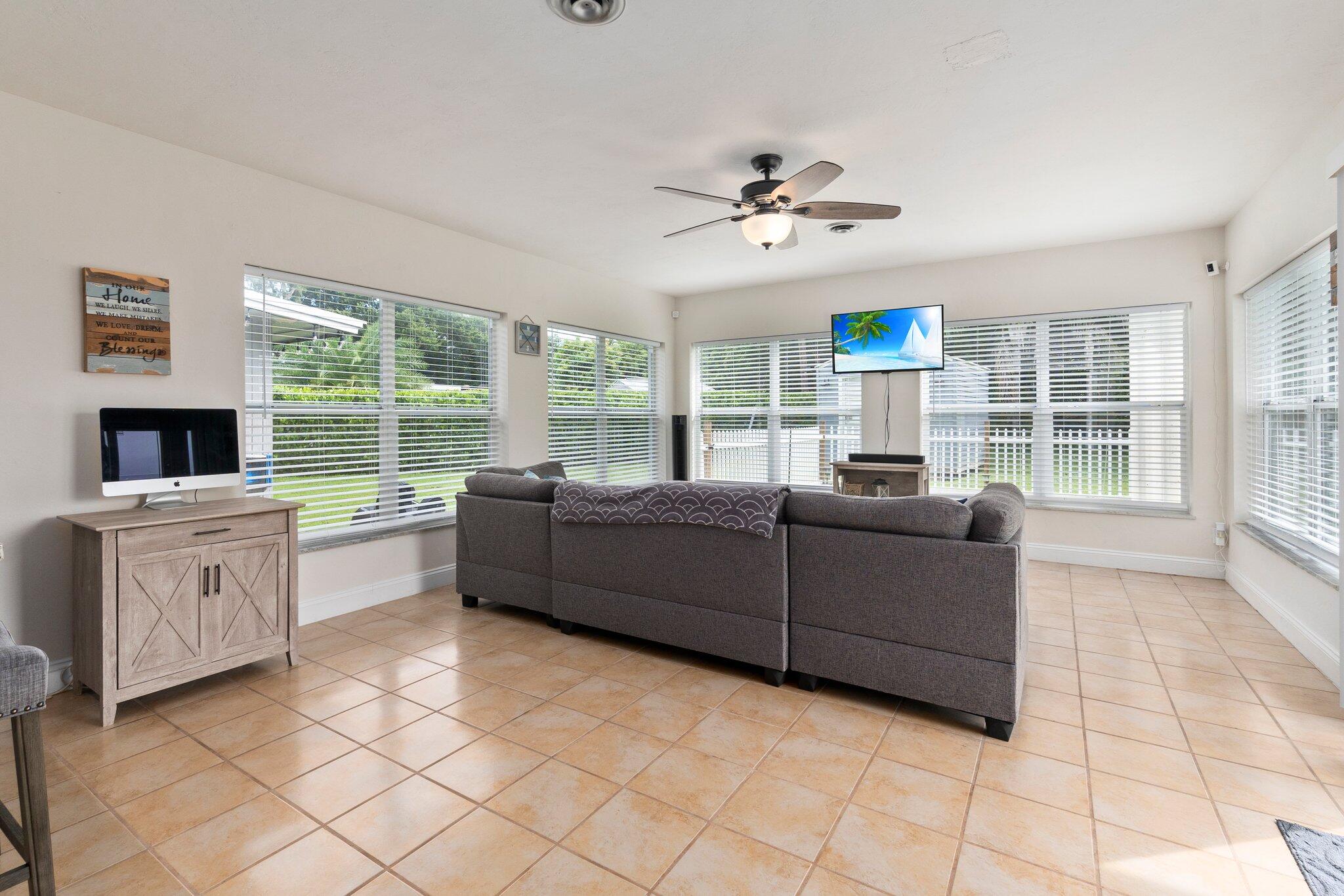 2845 Southeast Treasure Island Road Port St. Lucie, FL 34952 - Photo 31 of 53 39-web-or-mls-DSC01196
